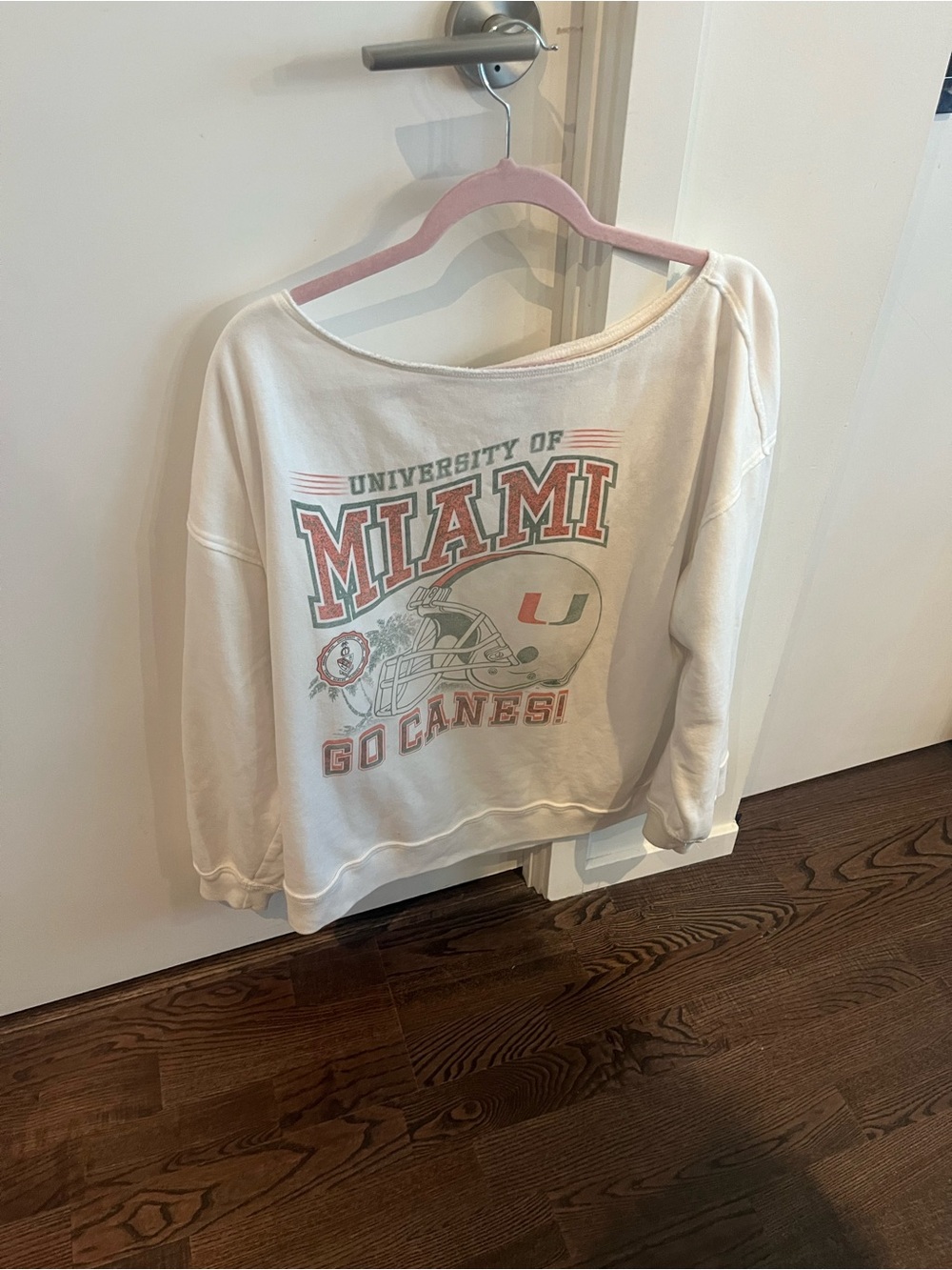Hollister Off-the-Shoulder White Miami Graphic Sweatshirt